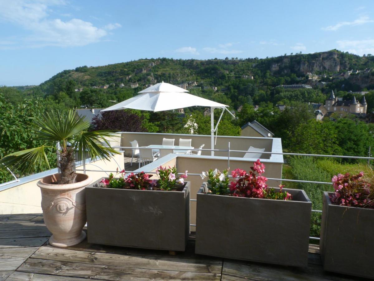 La Desirade Bed & Breakfast Salles-la-Source Ngoại thất bức ảnh